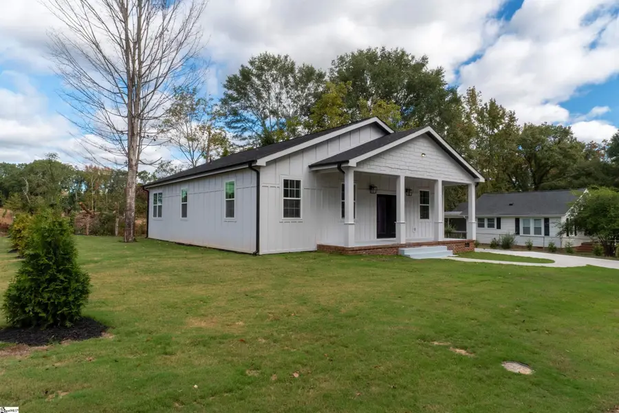 103 Perry Avenue, Simpsonville, SC 29681 - Image #2