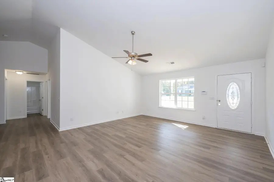 205 Amethyst Way, Laurens, SC 29360 - Image #3