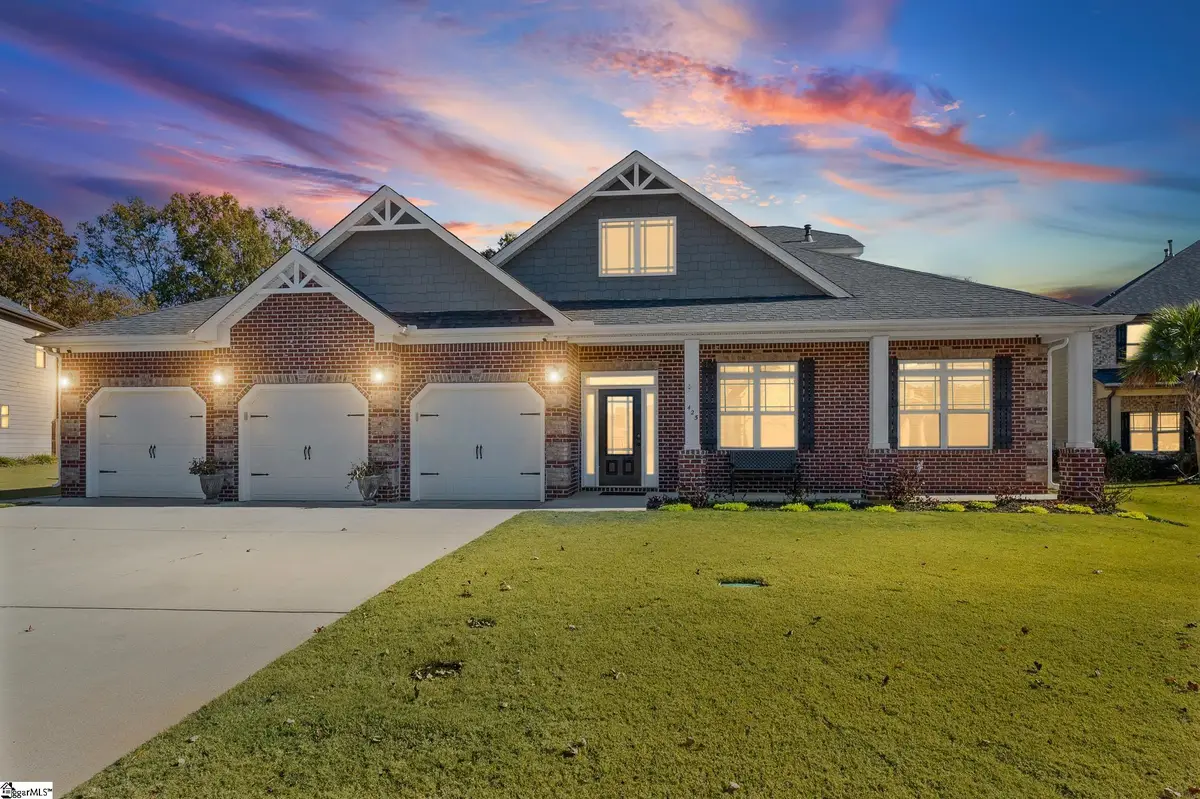 425 Castleford Place, Simpsonville, SC 29681 - Image #1