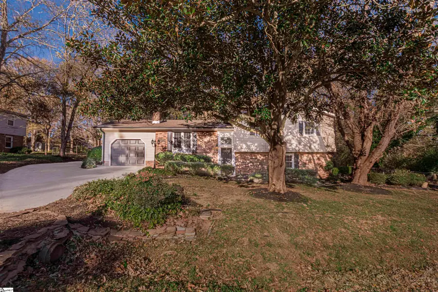 207 Redwood Drive, Easley, SC 29642 - Image #2