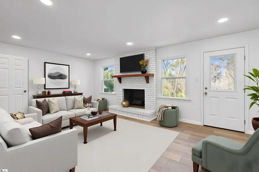 600 Sharondale Court, Spartanburg, SC 29303 - Image #3