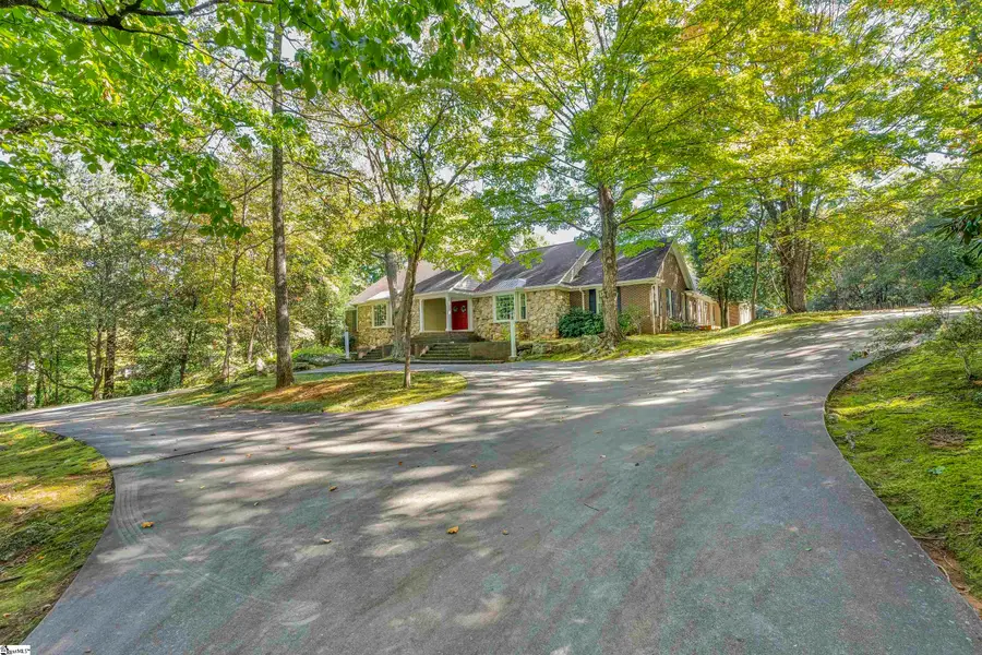 102 Graystone Road, Greenville, SC 29615 - Image #3