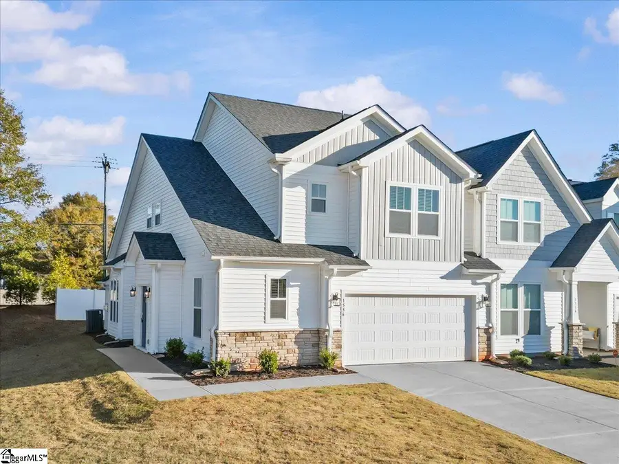 1536 Shallons Court, Spartanburg, SC 29301 - Image #2