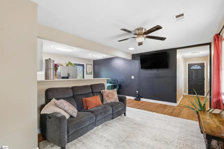 825 Railroad Street, Pickens, SC 29671 - Image #3