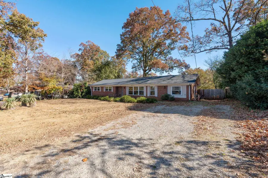 112 Dogwood Drive, Greer, SC 29651 - Image #3