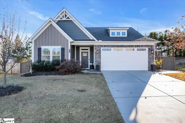 8 Mohegan Way, Greenville, SC 29607