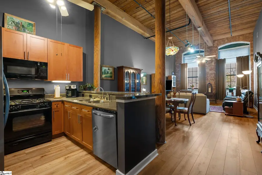 400 Mills Avenue, Greenville, SC 29605 - Image #2