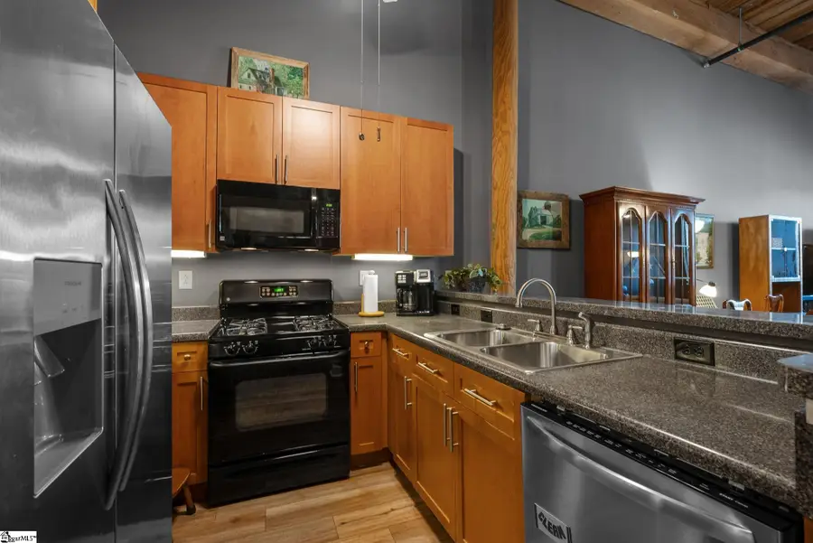 400 Mills Avenue, Greenville, SC 29605 - Image #3