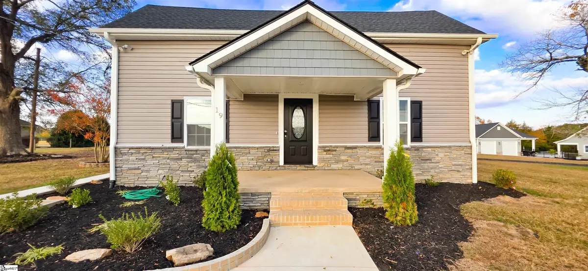 19 Holcombe Road, Piedmont, SC 29673 - Image #1