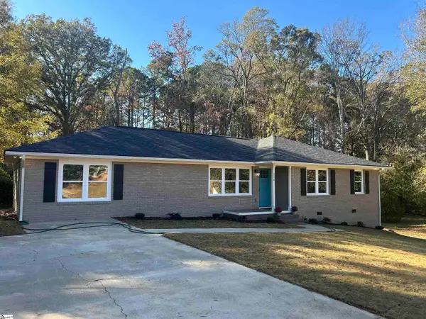 226 Lakewood Drive, Clinton, SC 29325