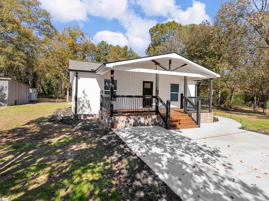 118 Strawberry Road, Anderson, SC 29626 - Image #2