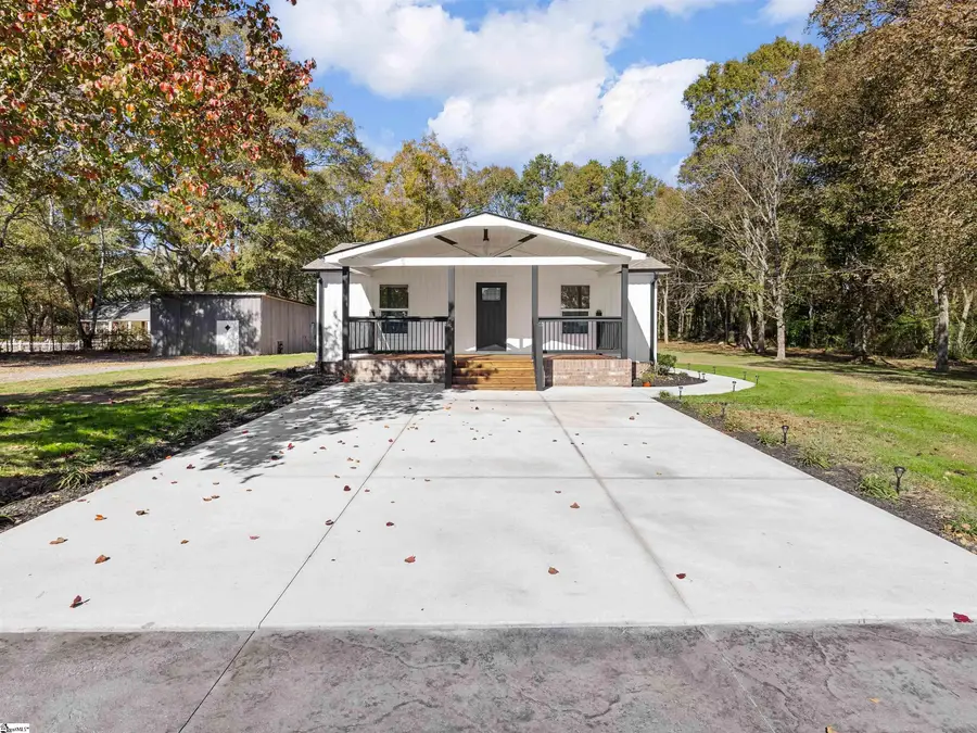 118 Strawberry Road, Anderson, SC 29626 - Image #3