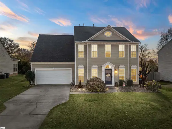 135 Castleton Circle, Boiling Springs, SC 29316-6229