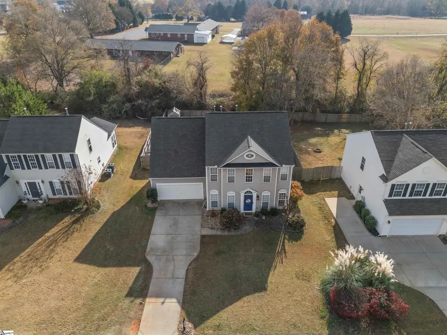 135 Castleton Circle, Boiling Springs, SC 29316-6229 - Image #2