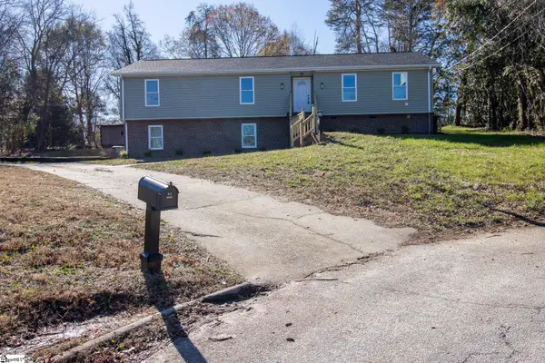 19 Velma Drive, Taylors, SC 29687