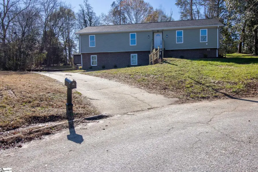 19 Velma Drive, Taylors, SC 29687 - Image #2