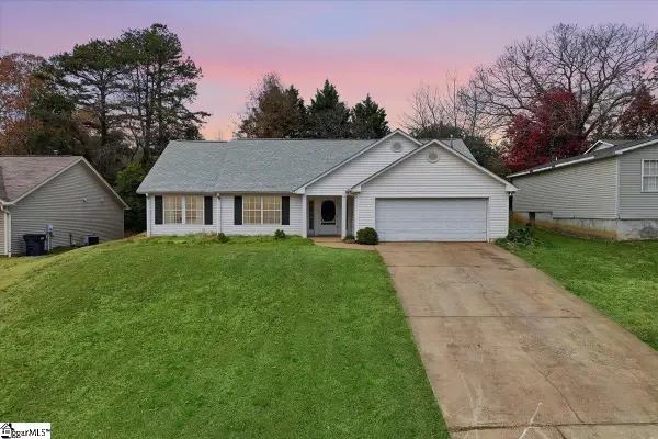 7 River Watch Drive, Greenville, SC 29605