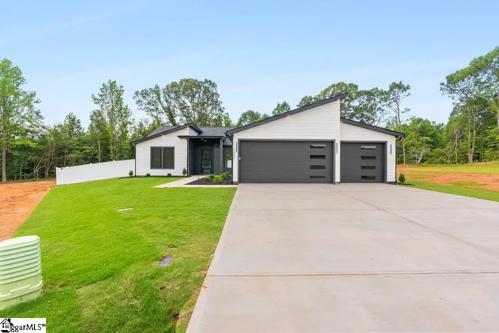 2027 Blessed Drive, Inman, SC 29349 - Image #1