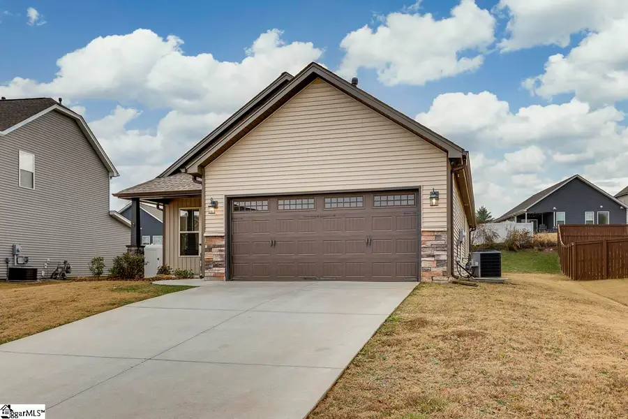 18 Forest Ridge Way, Greenville, SC 29617 - Image #2