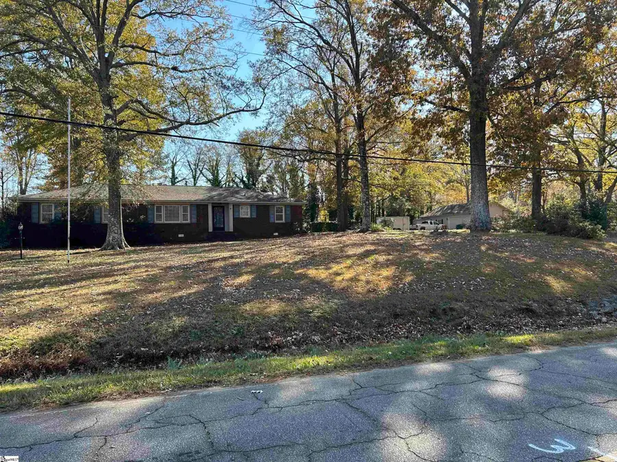 1598 Sunset Boulevard, Clinton, SC 29325 - Image #3