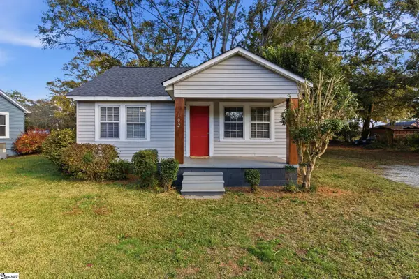 102 Milliken Street, Laurens, SC 29360