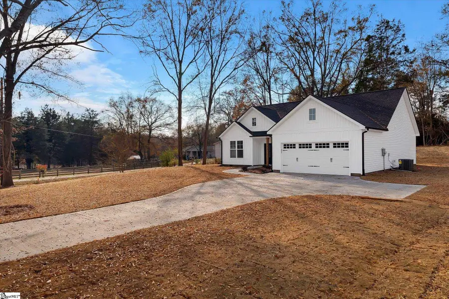 151 Eastview Road, Pelzer, SC 29669 - Image #2