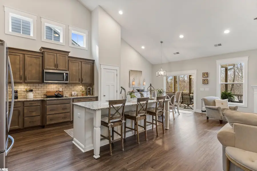 605 Longfellow Way, Simpsonville, SC 29681 - Image #2