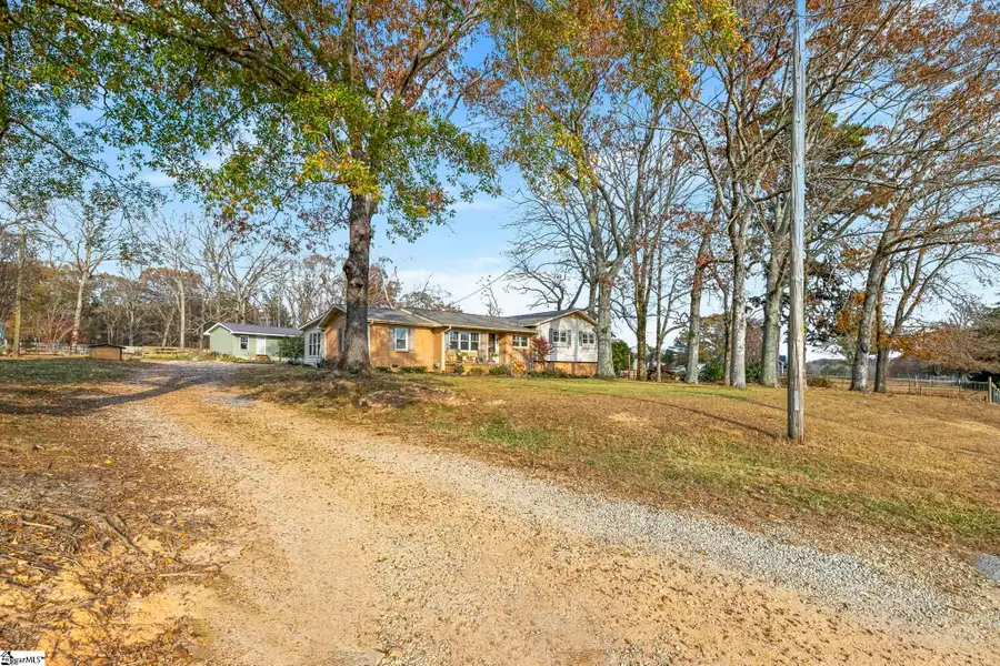 661 Cooley Road, Gray Court, SC 29645 - Image #2