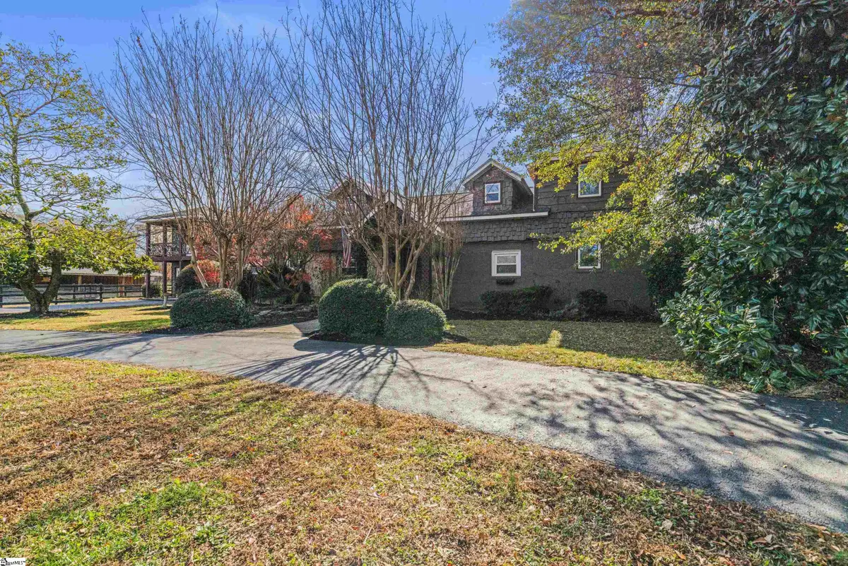 102 Harts Lane, Simpsonville, SC 29681 - Image #1