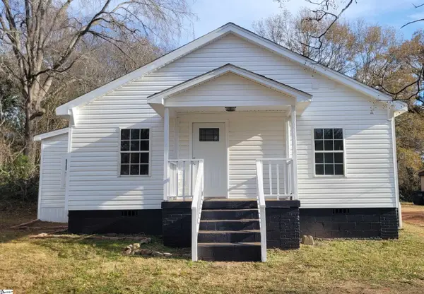 204 Kelly Street, Laurens, SC 29360