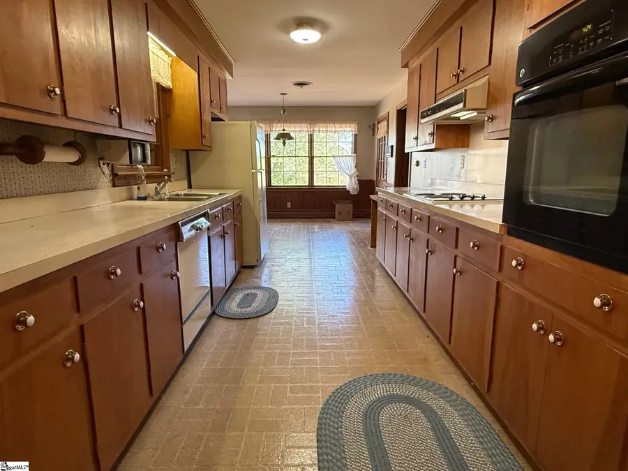 8 Roe Court, Greenville, SC 29617 - Image #3