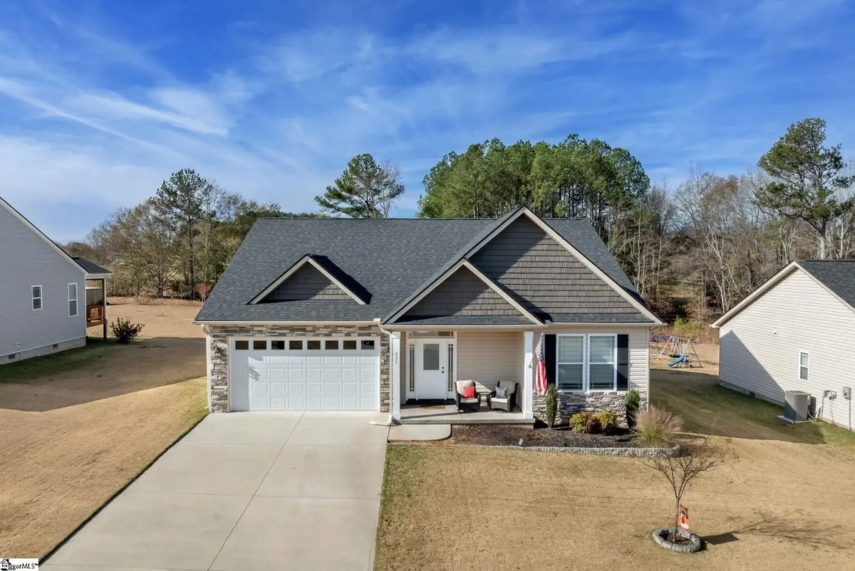 837 Ashton Ridge Road, Inman, SC 29349 - Image #1
