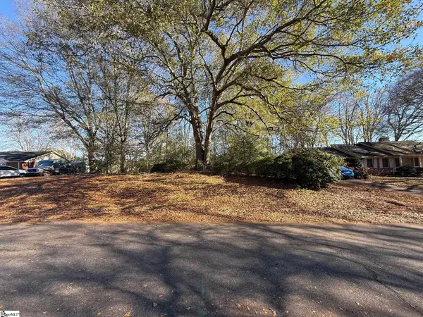 10 Roe Court, Greenville, SC 29617