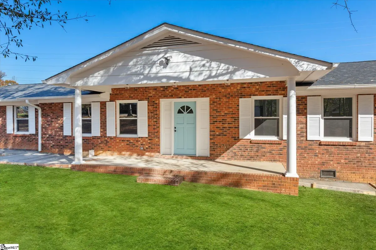 370 E Boundary Drive, Spartanburg, SC 29303 - Image #1