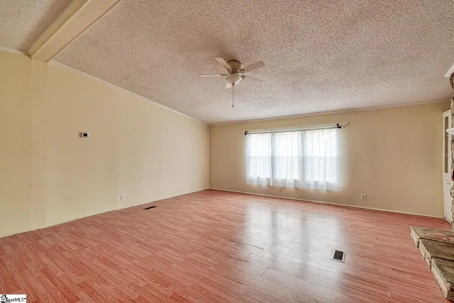 1061 Nazareth Road, Spartanburg, SC 29301 - Image #3