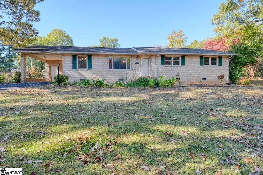 6123 Woodfield Circle, Spartanburg, SC 29303 - Image #1