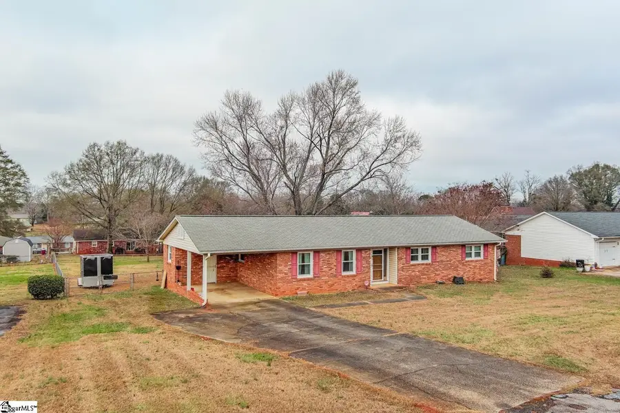 9 Merrimon Avenue, Boiling Springs, SC 29316 - Image #2