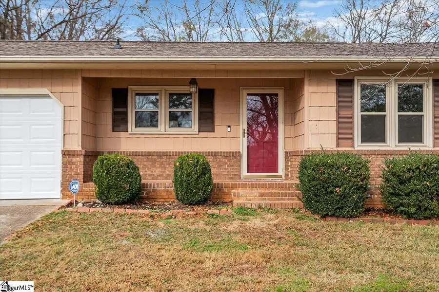 803 E Brookwood Drive, Landrum, SC 29356 - Image #2