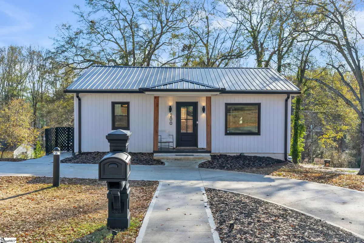 200 Saint Lo Circle, Easley, SC 29640-3520 - Image #1