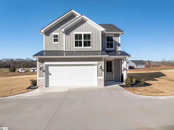 61 Henderson Road, Gray Court, SC 29645