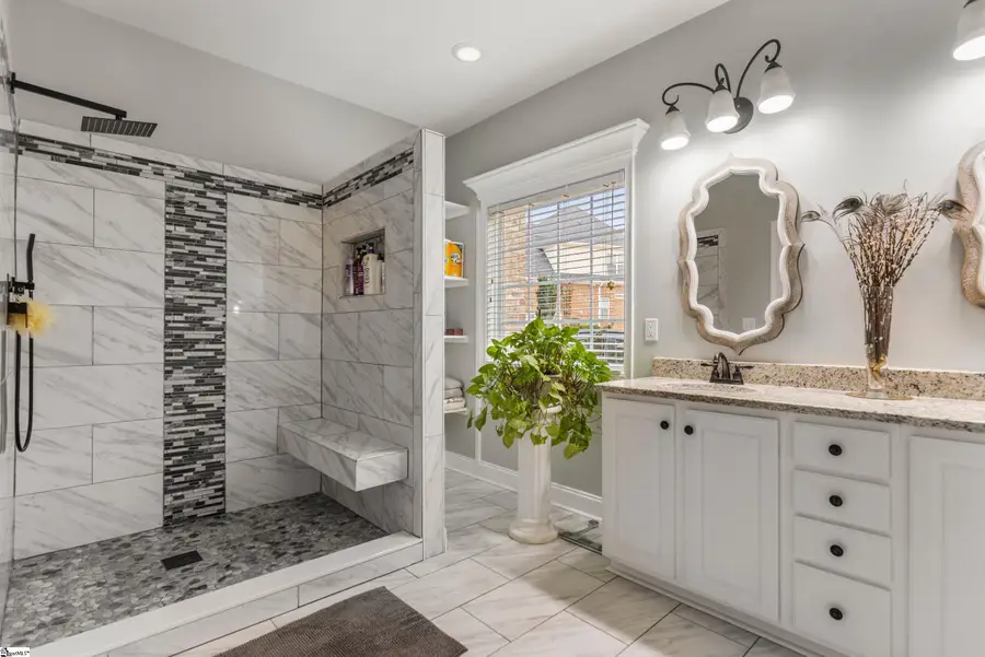 8 Middleberry Court, Greer, SC 29650 - Image #3