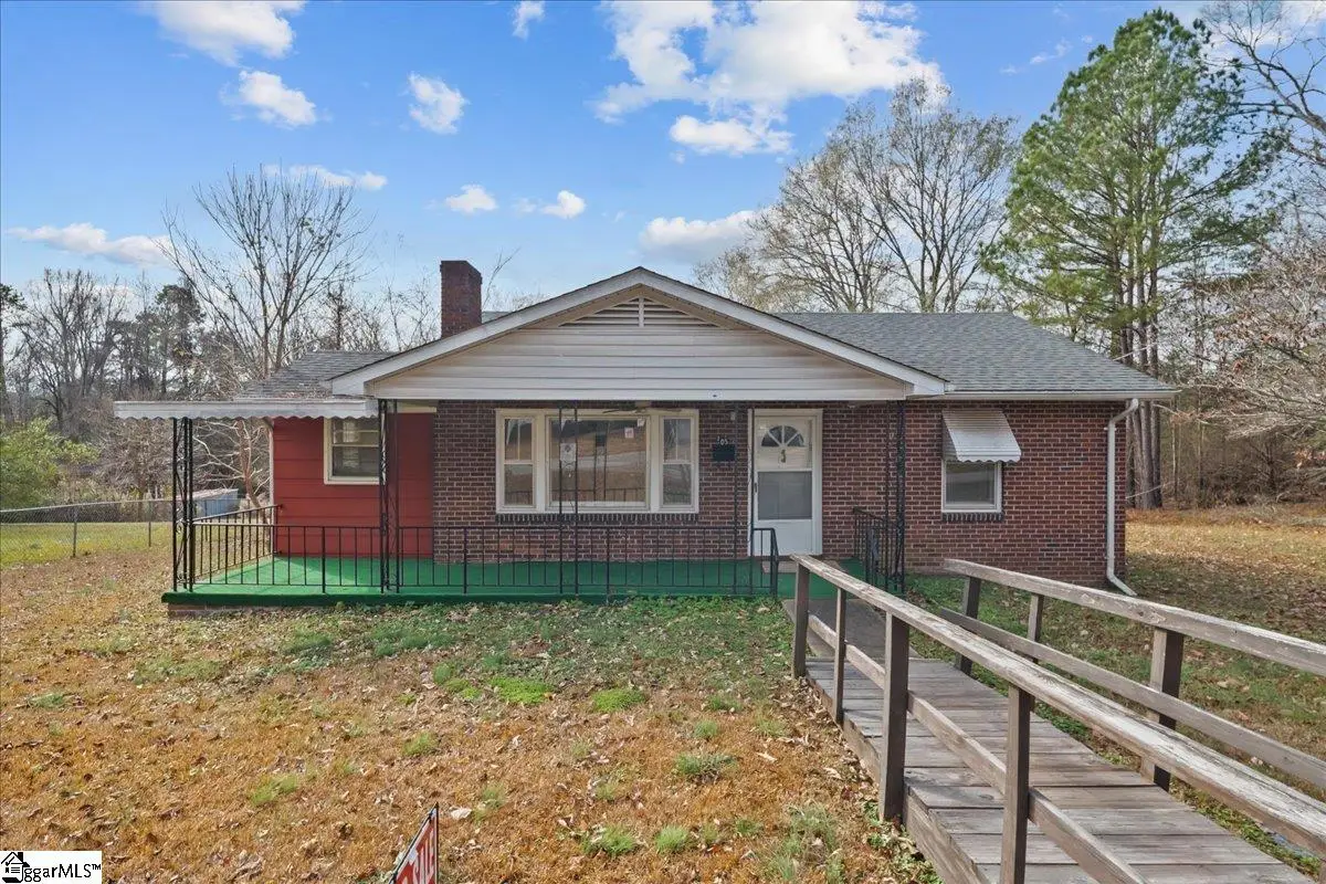 105 Barron Street, Union, SC 29379 - Image #1