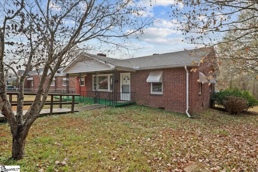 105 Barron Street, Union, SC 29379 - Image #2