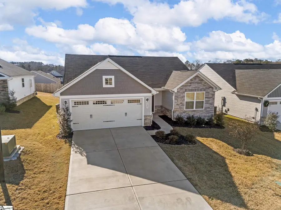 921 Blue Willow Court, Spartanburg, SC 29302 - Image #2