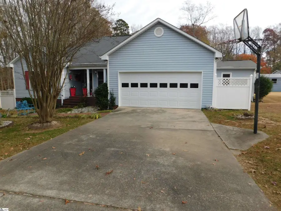116 Bell Drive, Simpsonville, SC 29681-2901 - #2