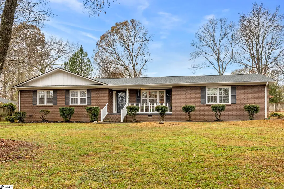 208 Huntington Drive, Anderson, SC 29625-1213 - Image #1
