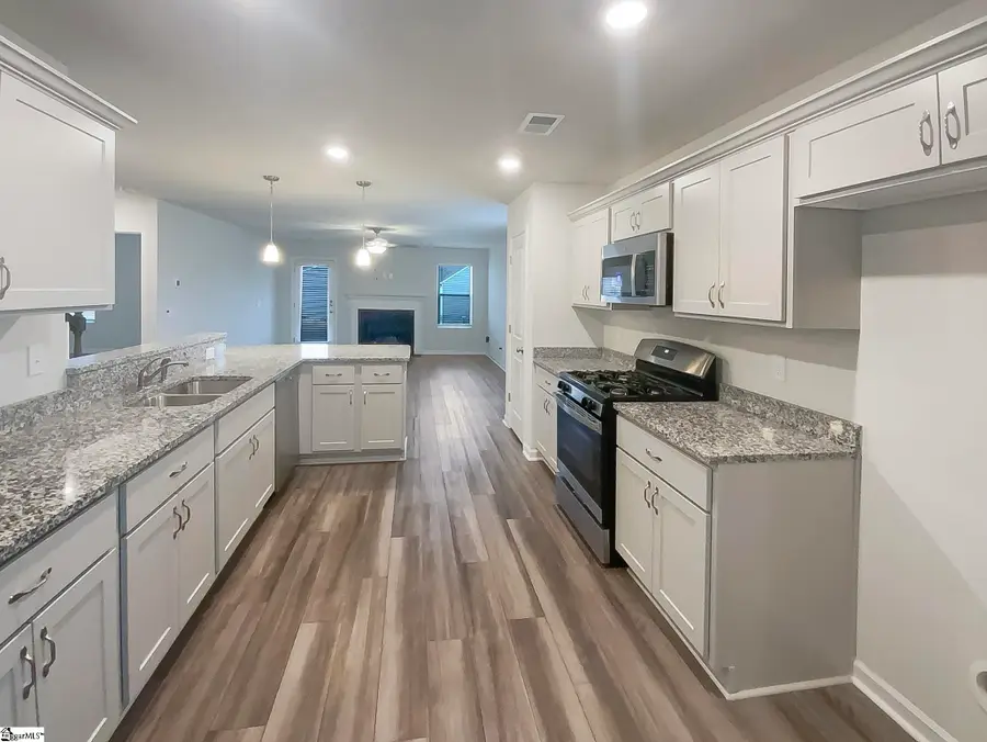 129 W Compass Way, Easley, SC 29640 - Image #2