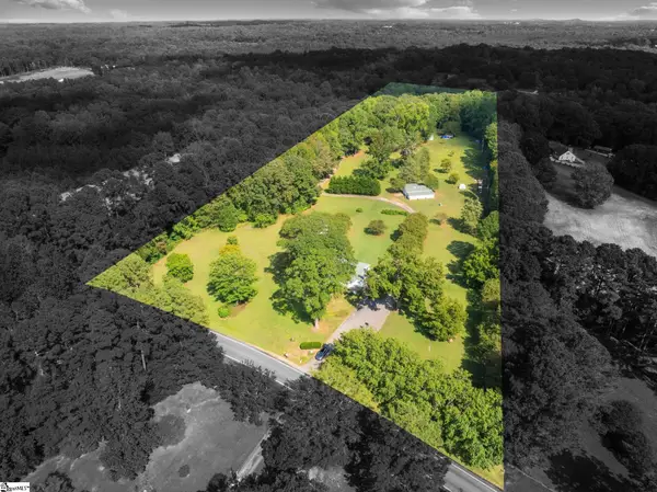 518 Mckittrick Bridge Road, Fountain Inn, SC 29644