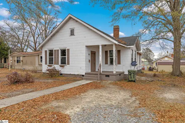 97 Palmetto Street, Clinton, SC 29325