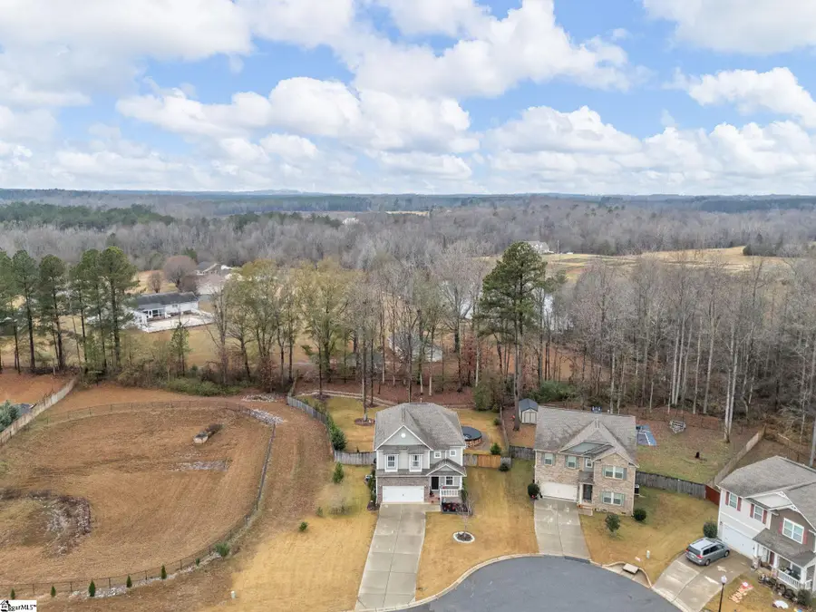 655 Autumn Breeze Walk, Inman, SC 33153 - Image #3